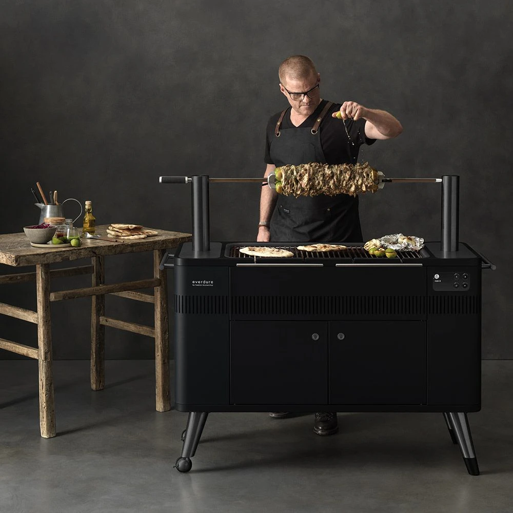 Everdure HBCE3BUS Hub II Freestanding Charcoal Grill And Rotisserie, 53.75-Inches - Image 3